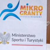 Na zdjęciu logo Ministerstwa Sportu i Turystyki oraz mikro granty